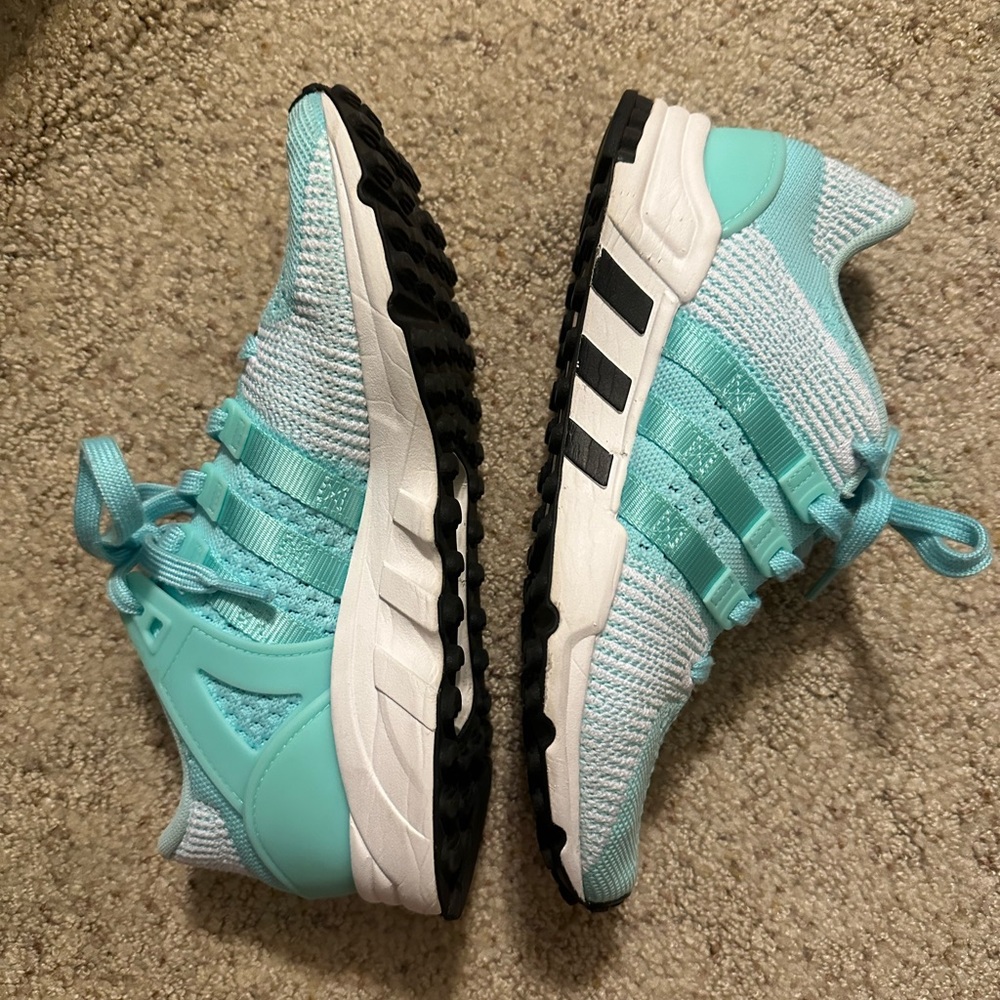 NEW Adidas Tennis Shoes